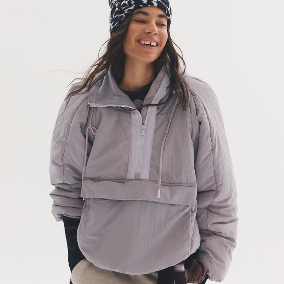 In A Pillow Packable Puffer Pullover - Oyster - Picture 2 of 4